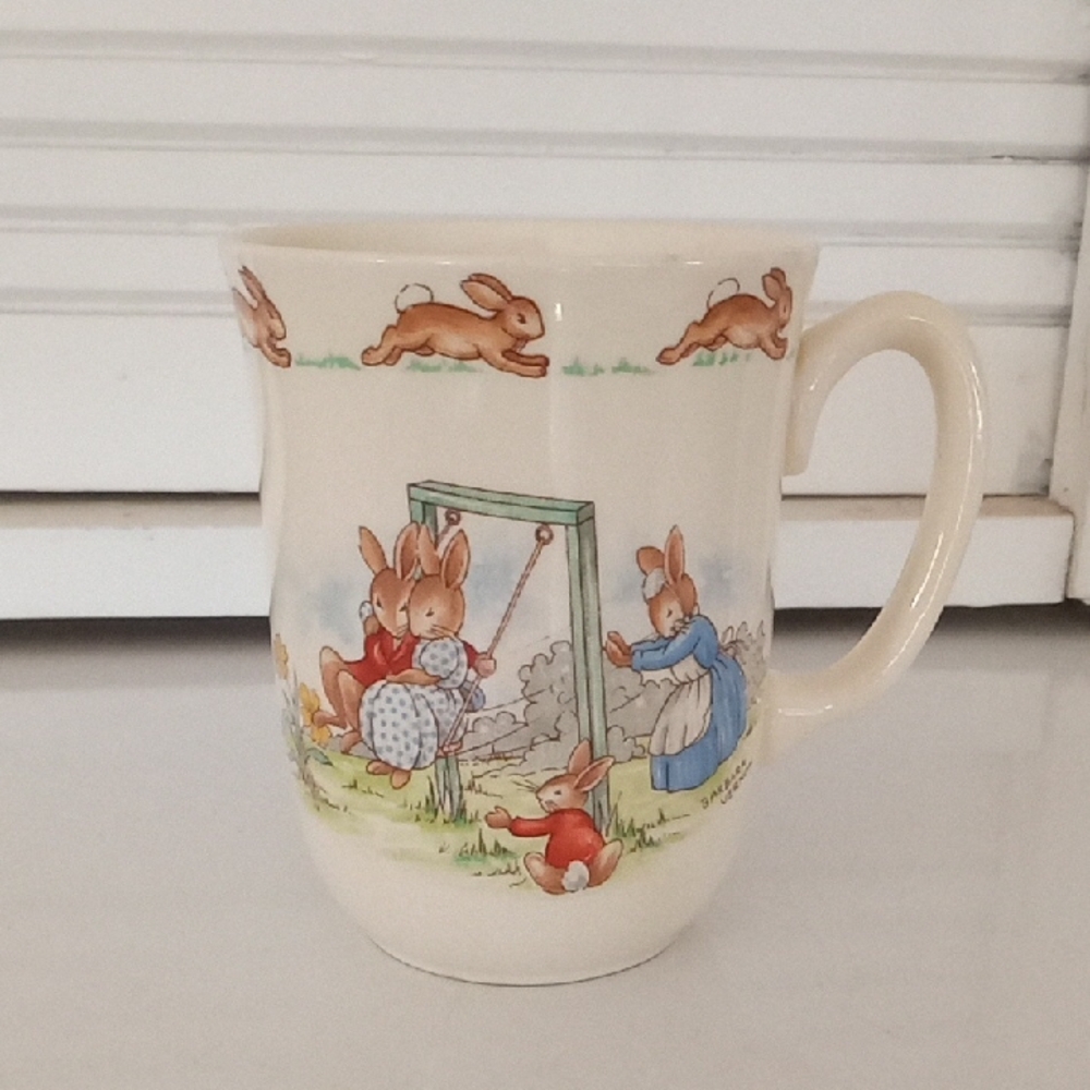Royal Doulton Bunnykins Barbara Vernon Bone China Cup